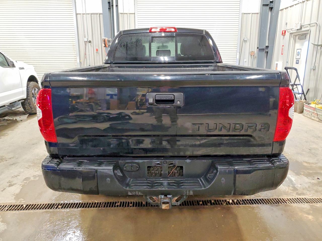 Toyota Tundra Double Cab Limited