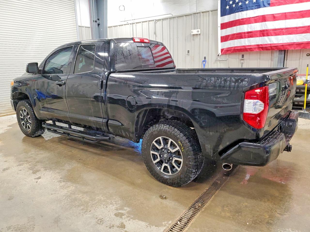 Toyota Tundra Double Cab Limited