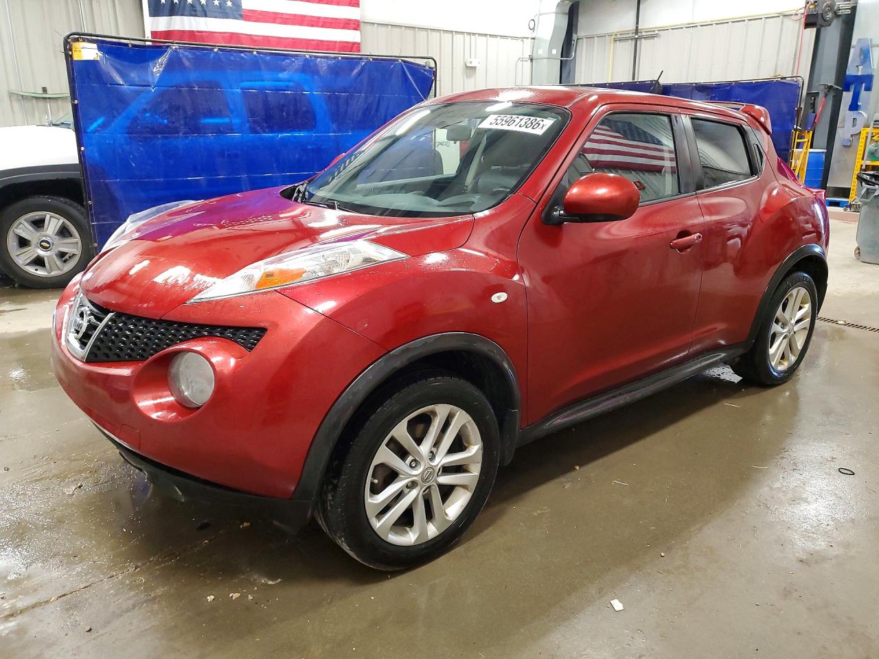 Salvage Nissan JUKE Image