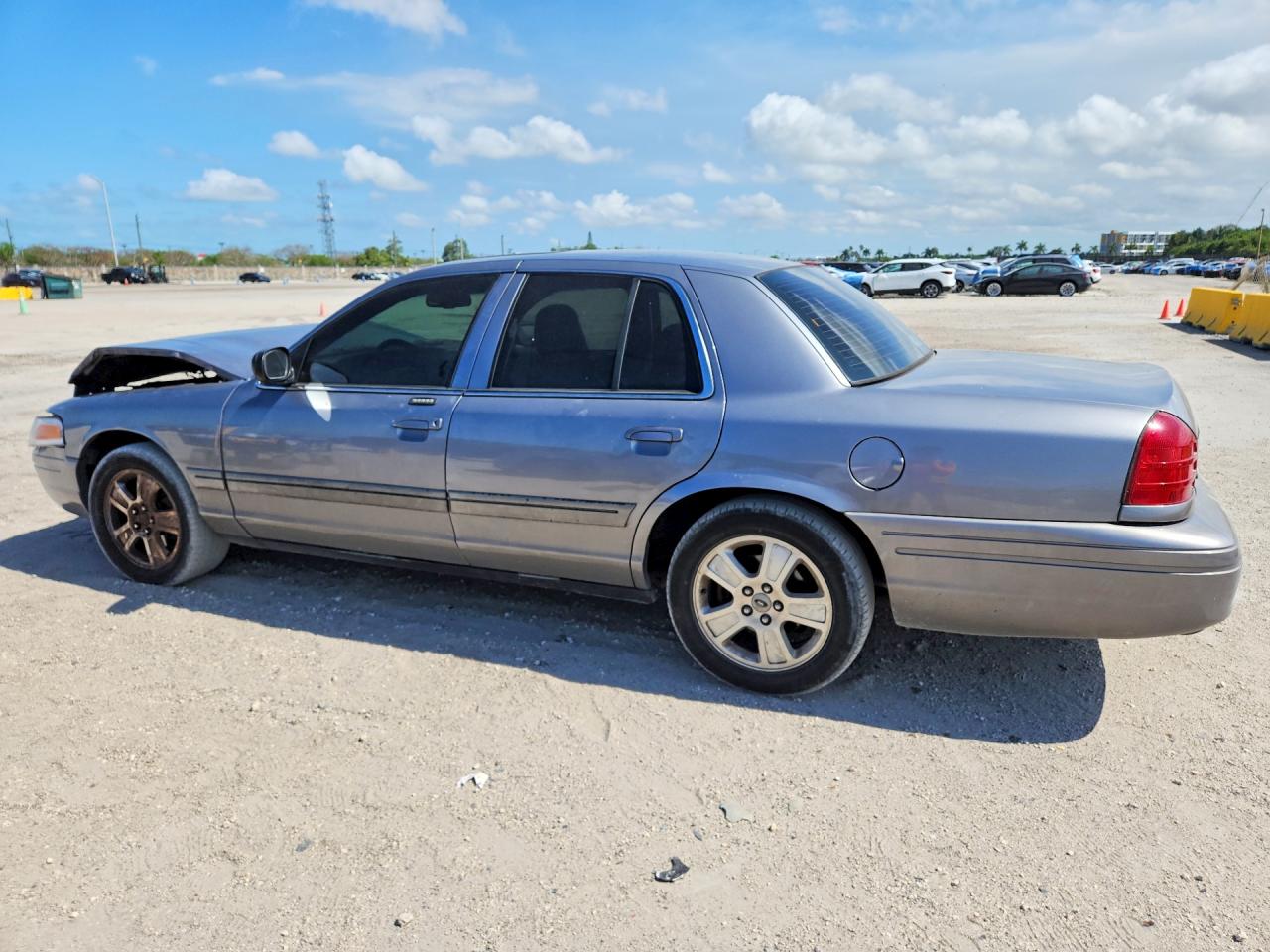 Ford Crown Vic Lx