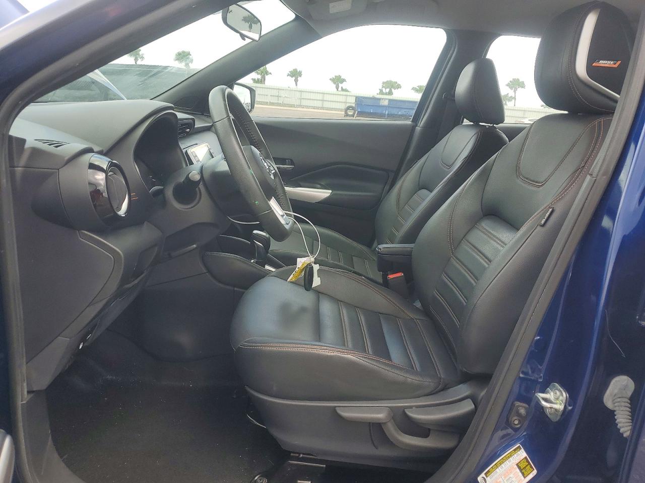 Nissan Kicks Sr