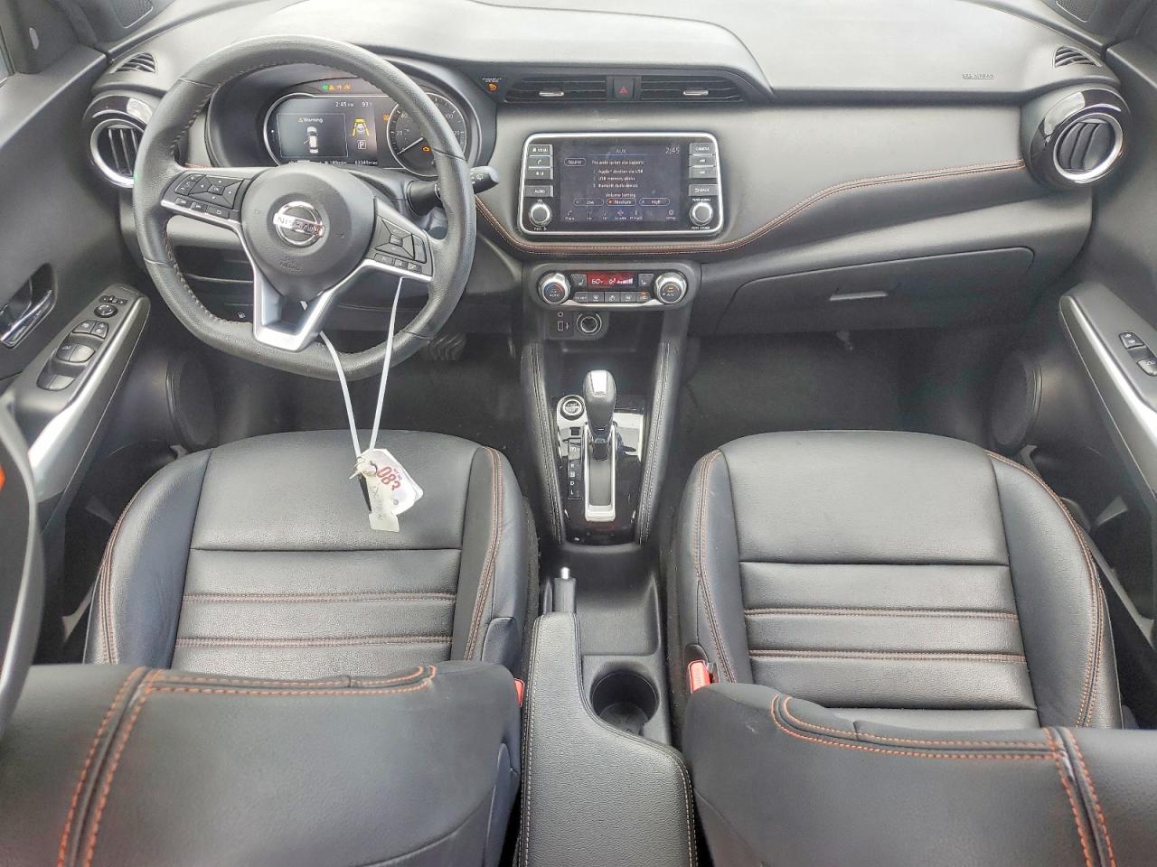 Nissan Kicks Sr