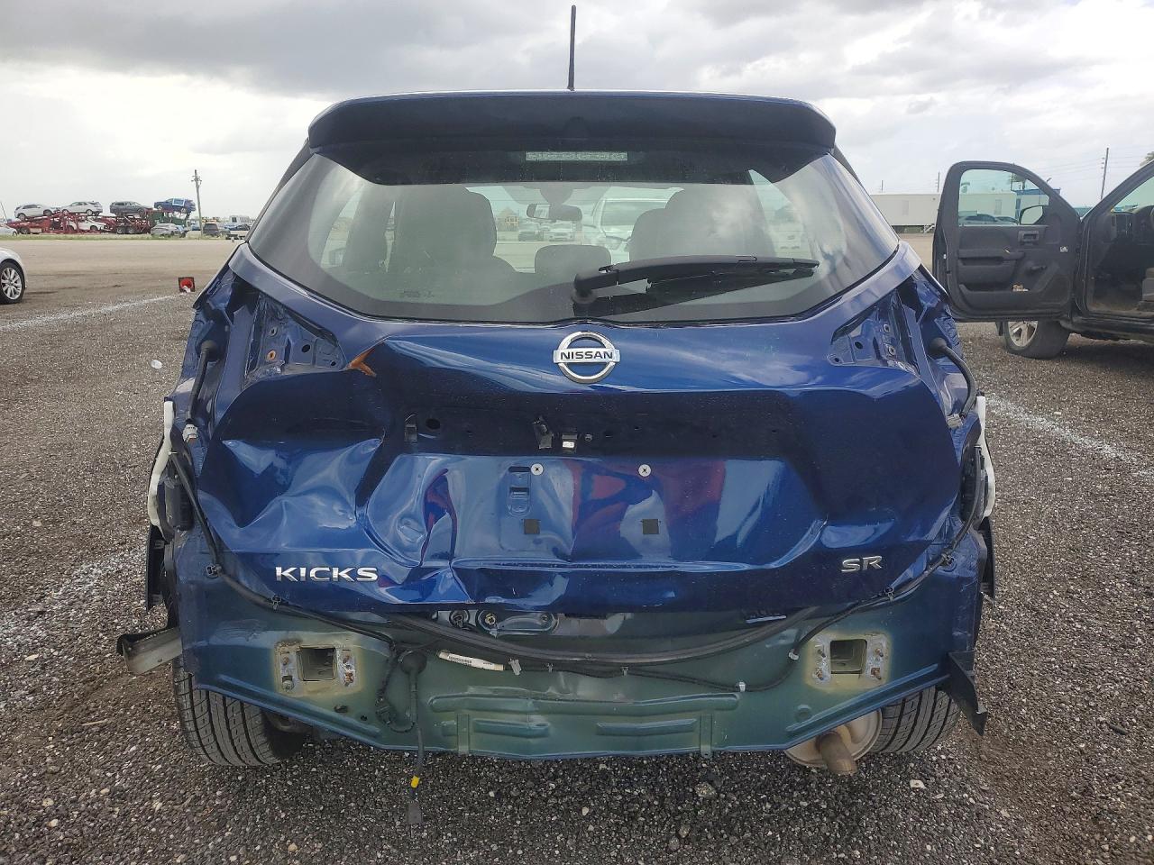 Nissan Kicks Sr