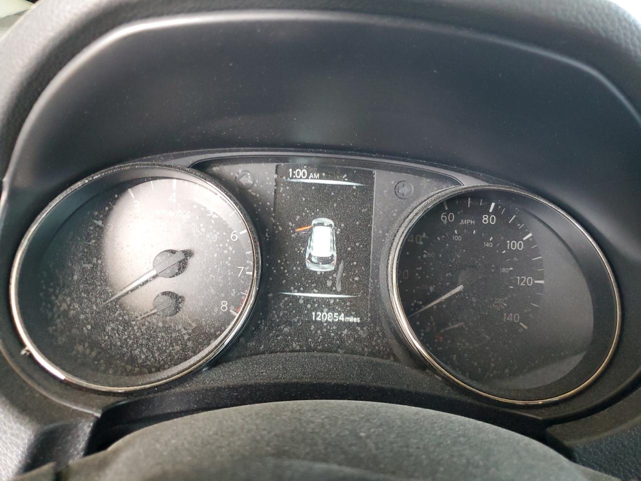 Nissan Rogue S