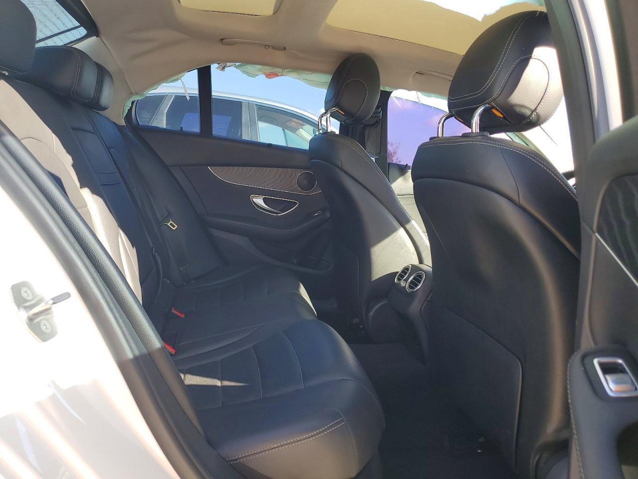 Mercedes-Benz C-Class 300