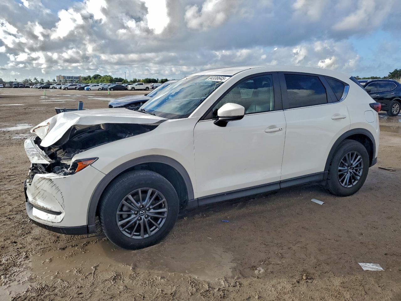 Salvage Mazda Cx Image