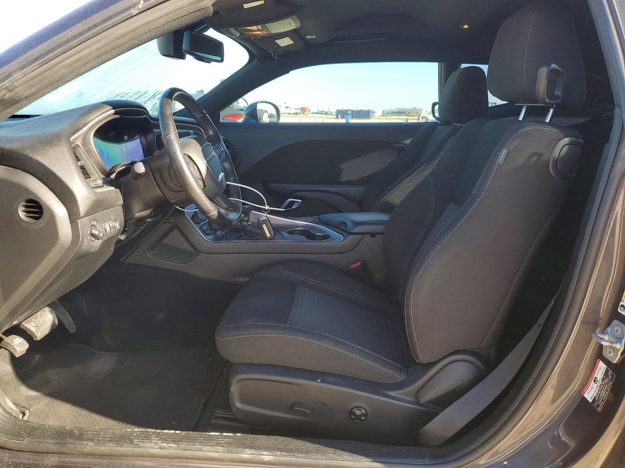 Dodge Challenger Sxt