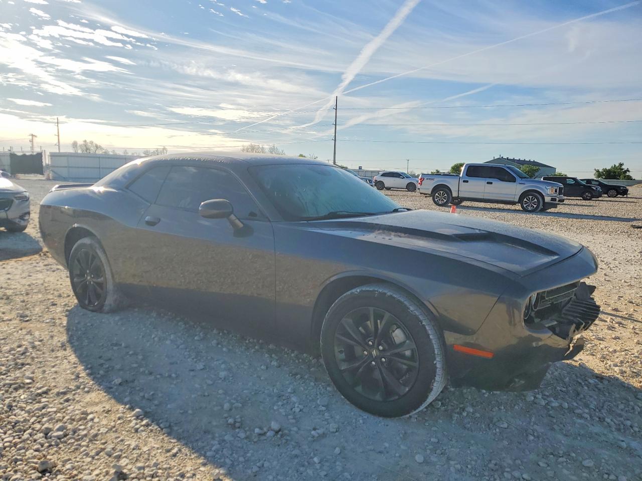 Dodge Challenger Sxt