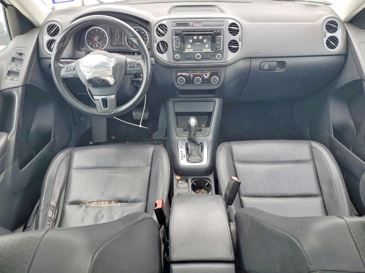 Volkswagen Tiguan S