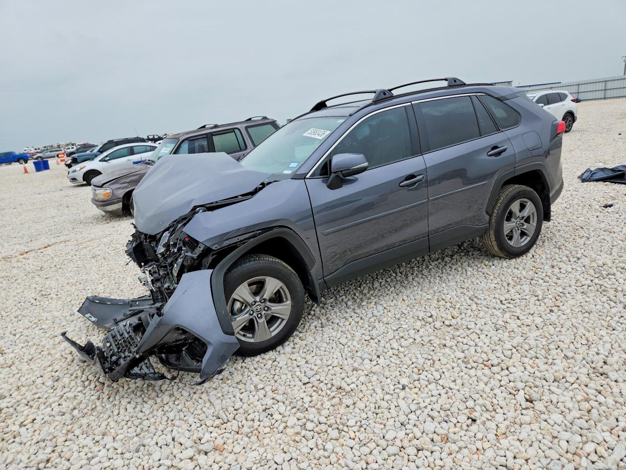 Salvage Toyota RAV4 Image