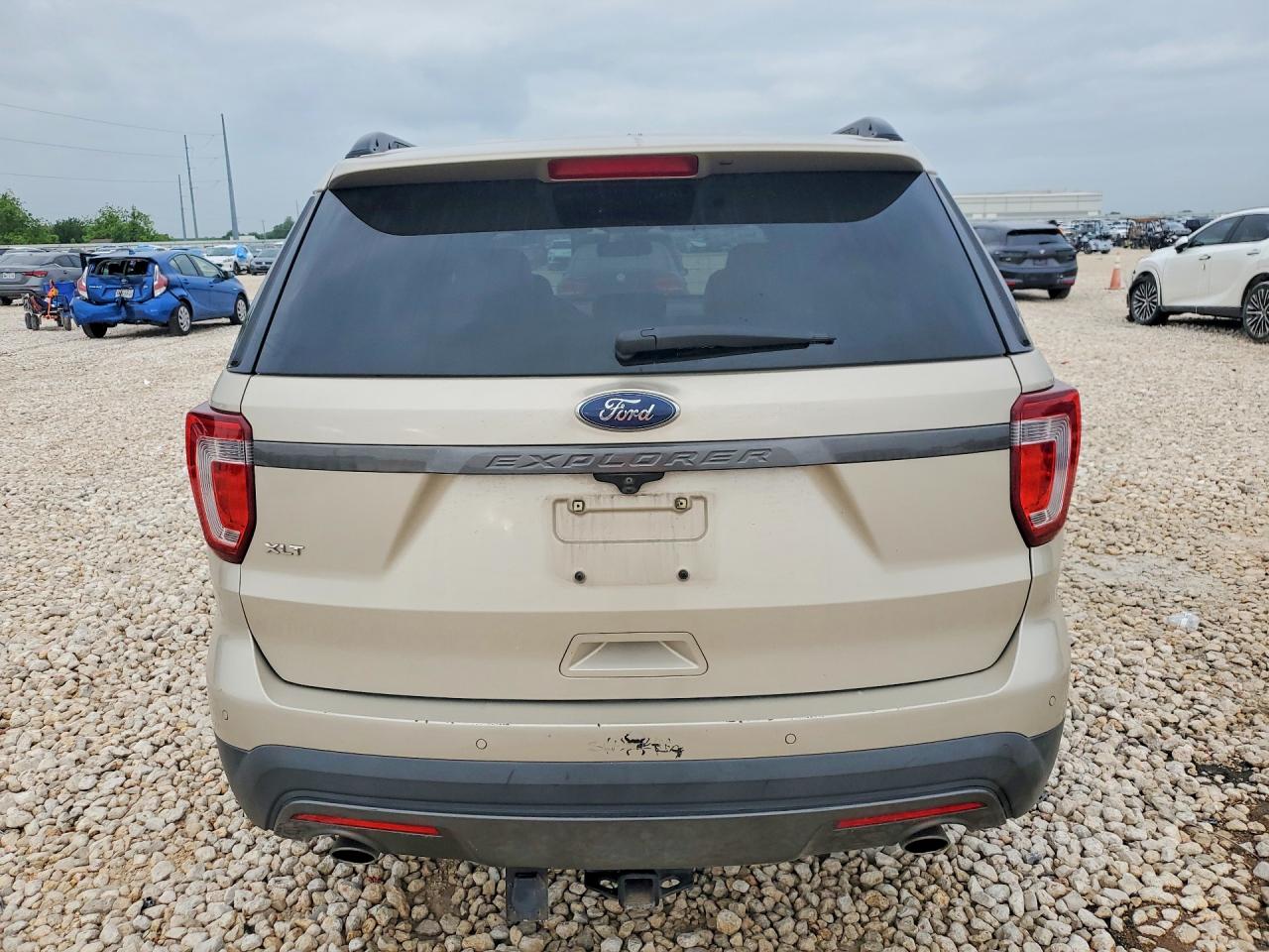 Ford Explorer Xlt