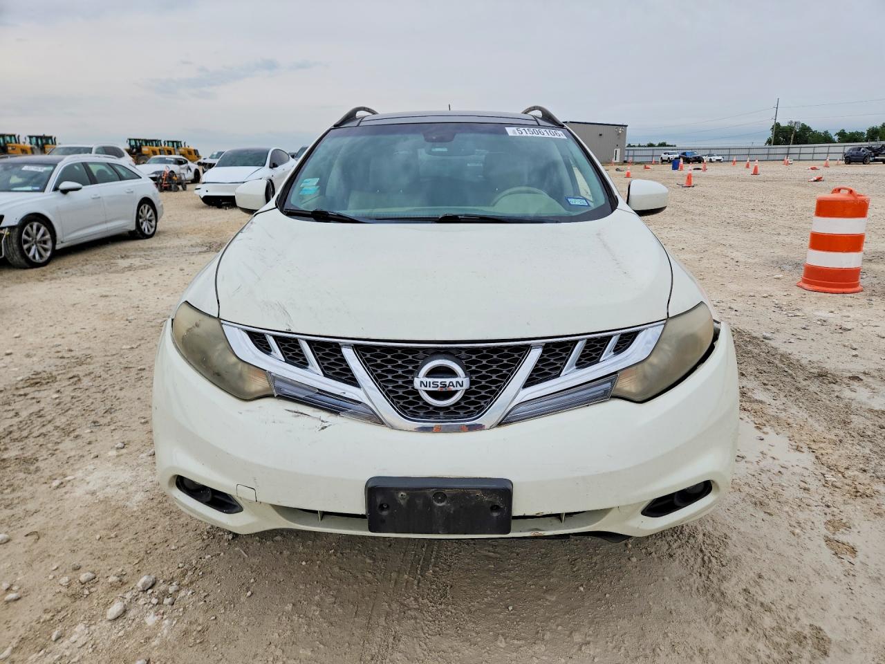 Nissan Murano S