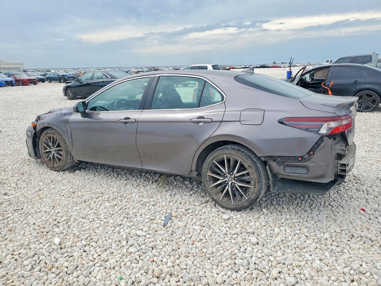 Toyota Camry Se
