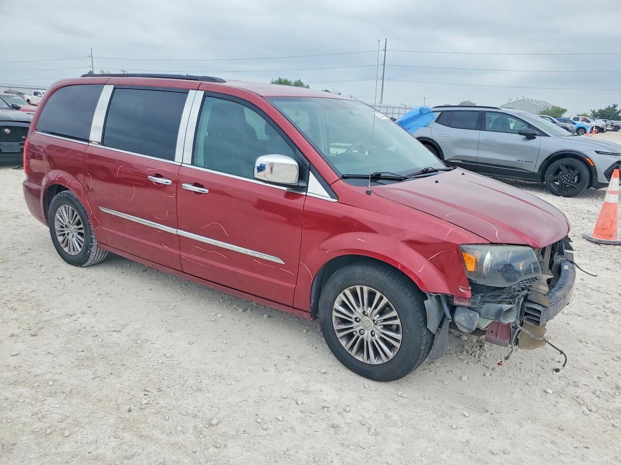 Chrysler Minivan Touring L