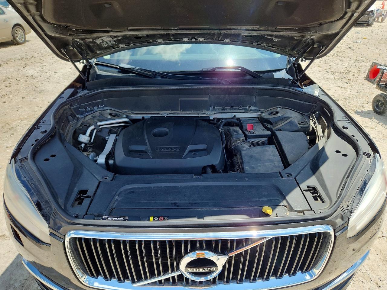 Volvo XC90 T6