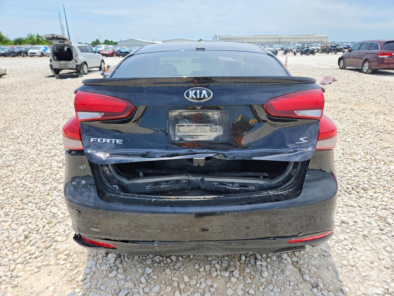 Kia Forte S