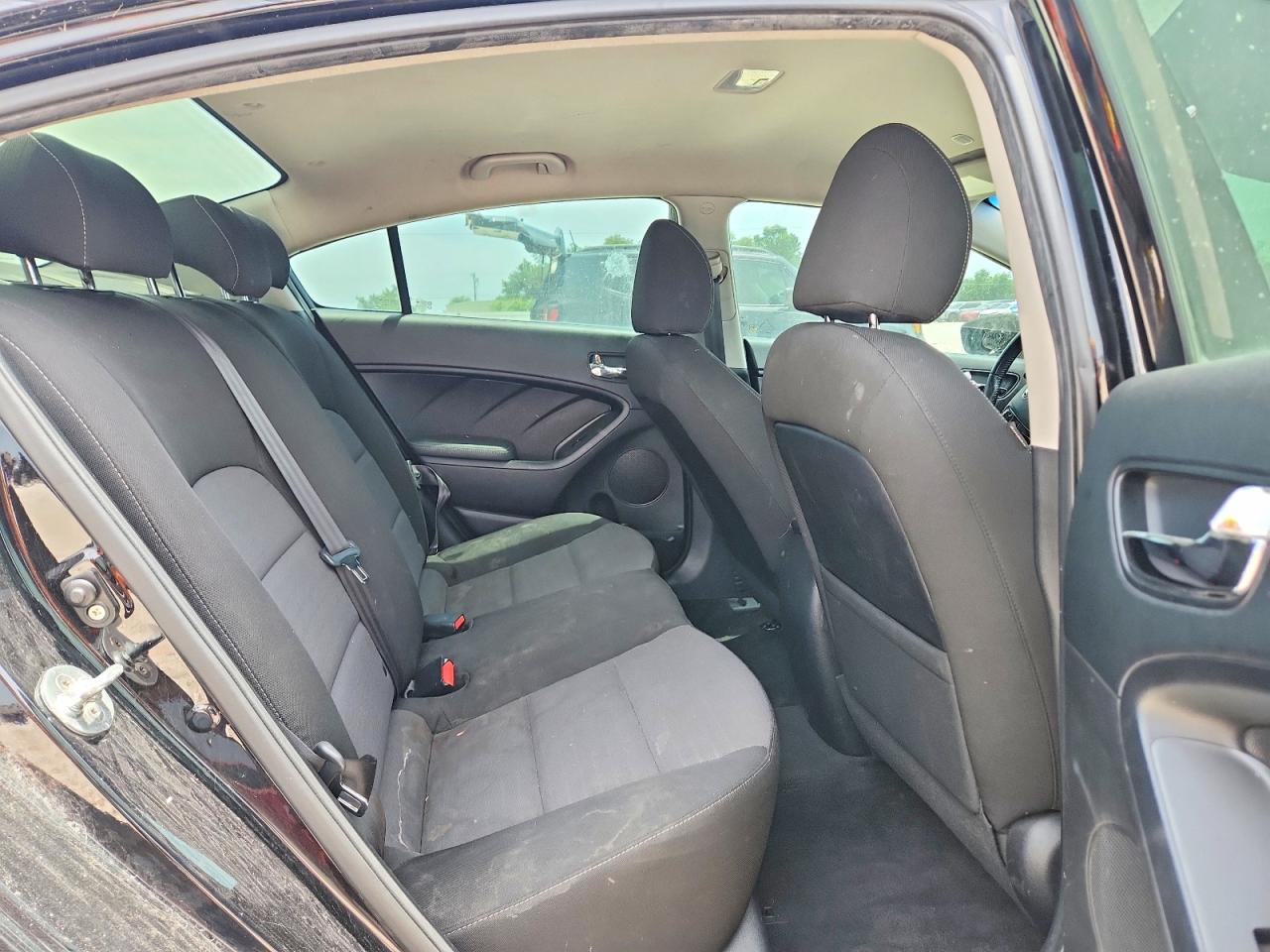 Kia Forte S