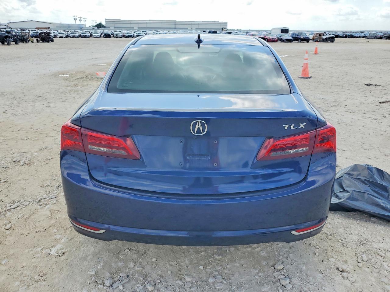 Acura TLX