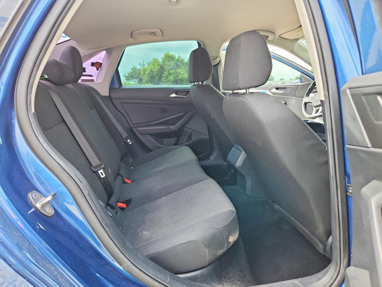 Volkswagen Jetta S