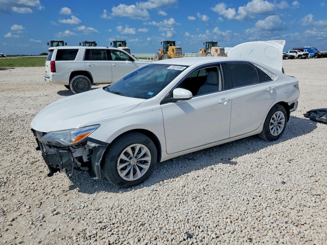 Salvage Toyota Camry Image