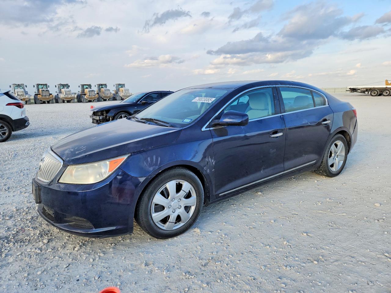 Salvage Buick LaCrosse Image
