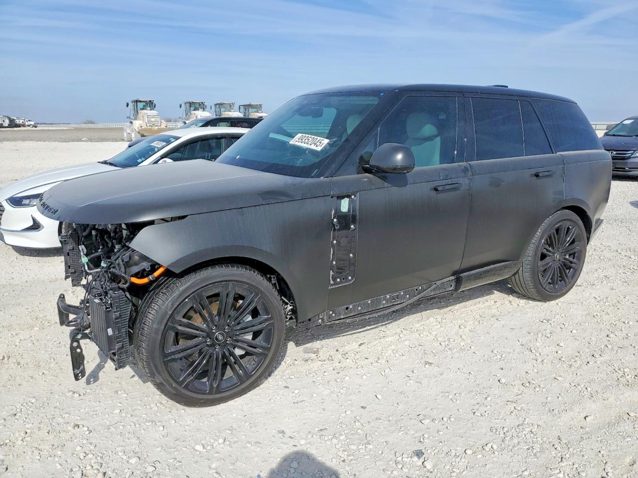 Salvage Land Rover Range Rover Image