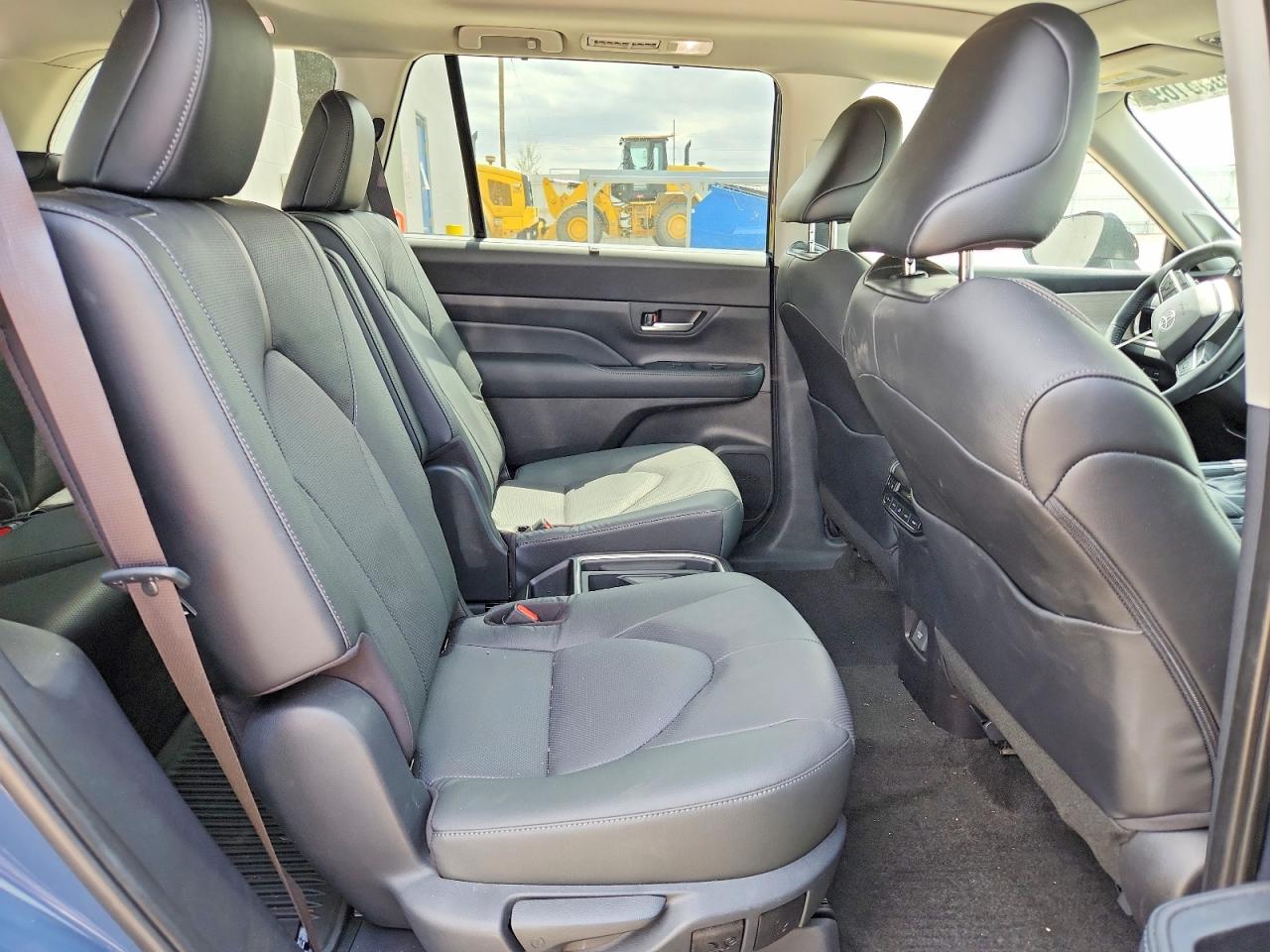 Toyota Grand Highlander Platinum