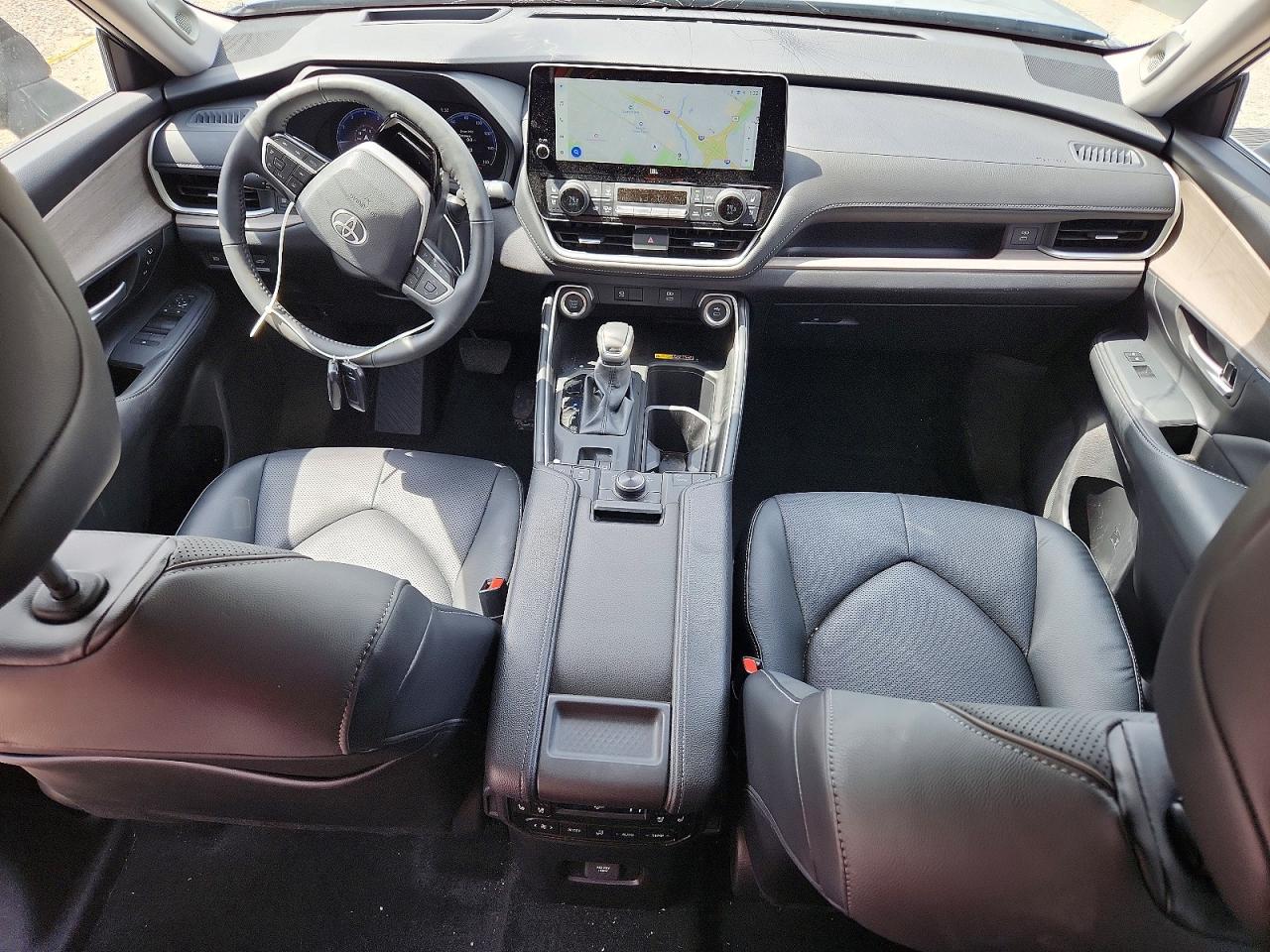 Toyota Grand Highlander Platinum