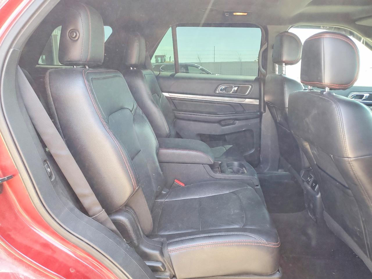 Ford Explorer Sport