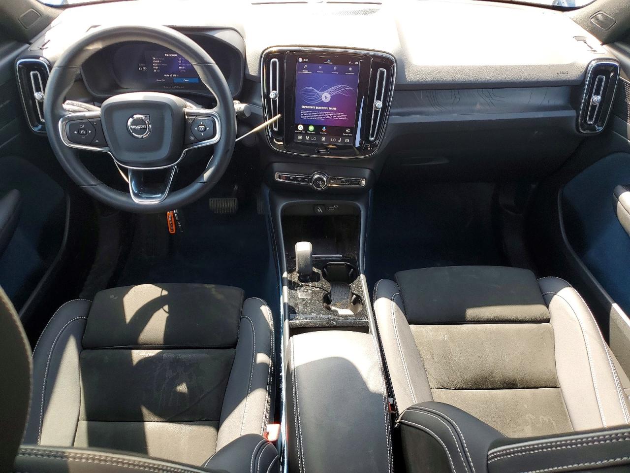 Volvo C40 P8 Recharge Ultimate