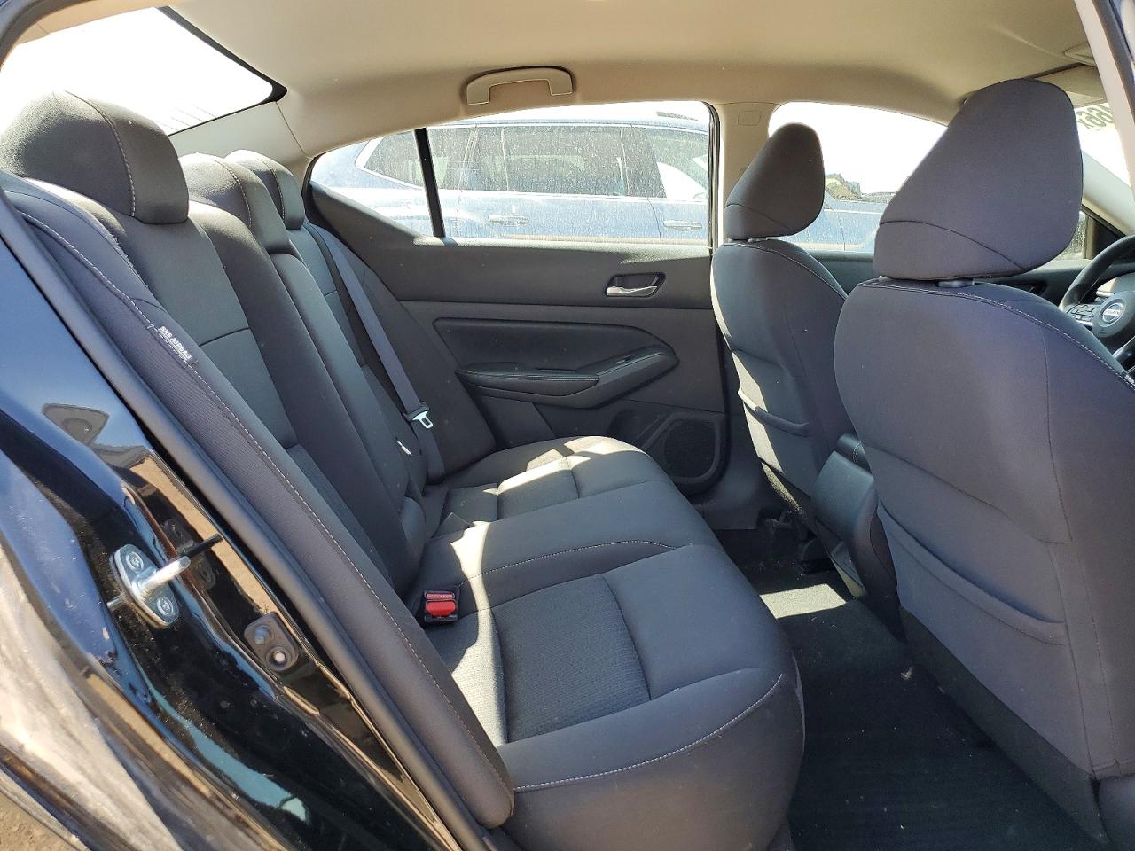 Nissan Altima S