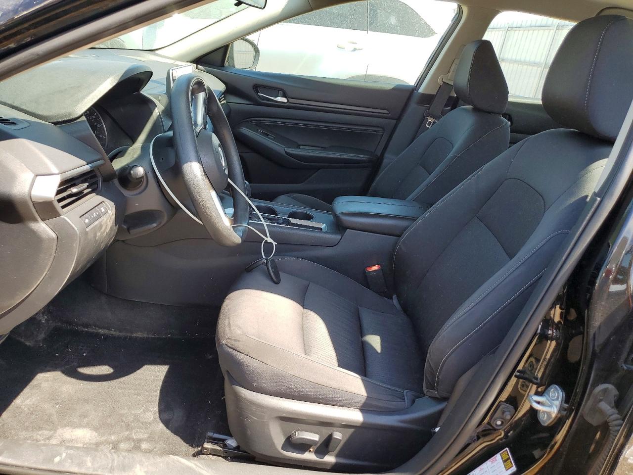 Nissan Altima S