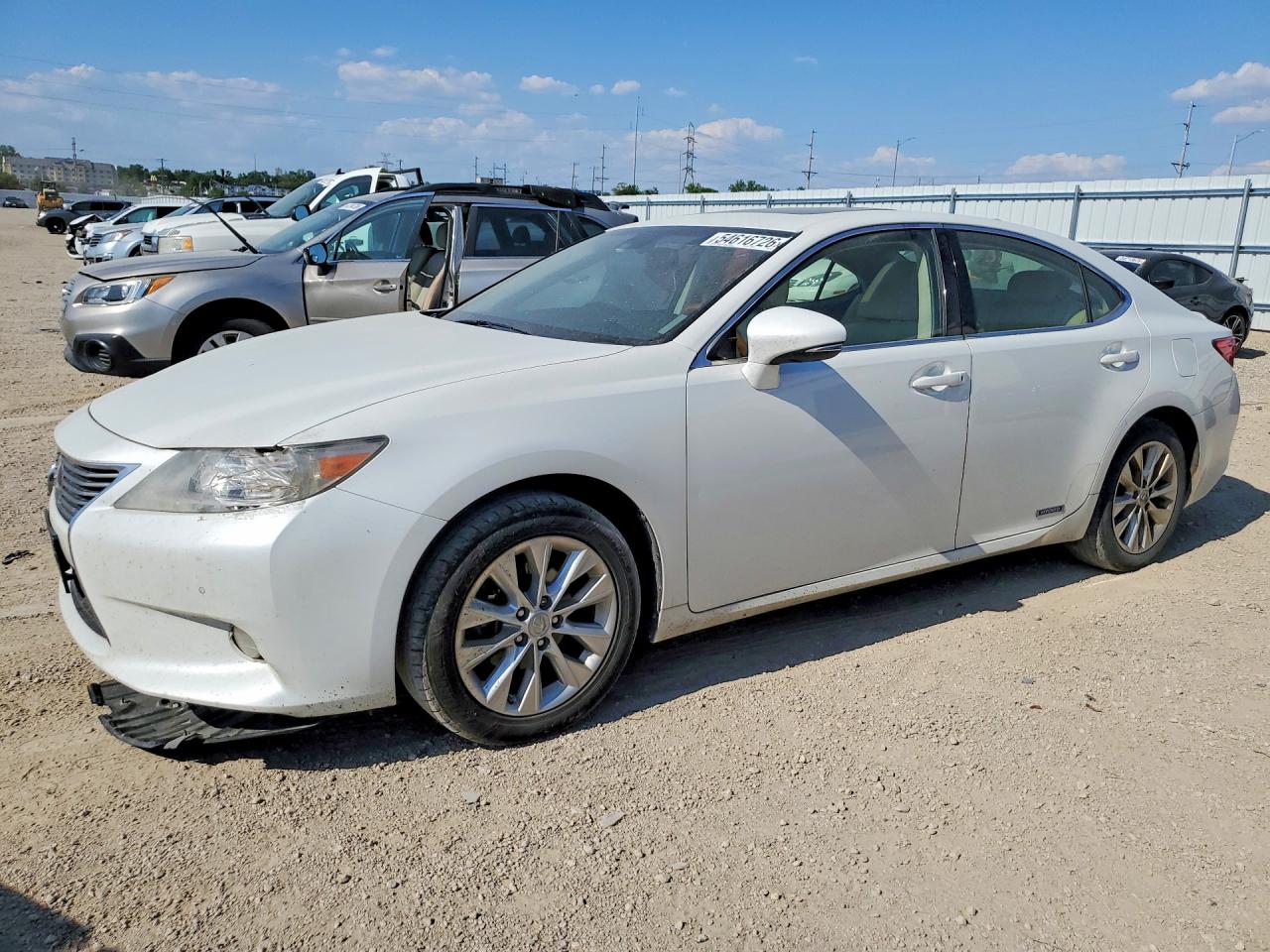 Salvage Lexus Es Image