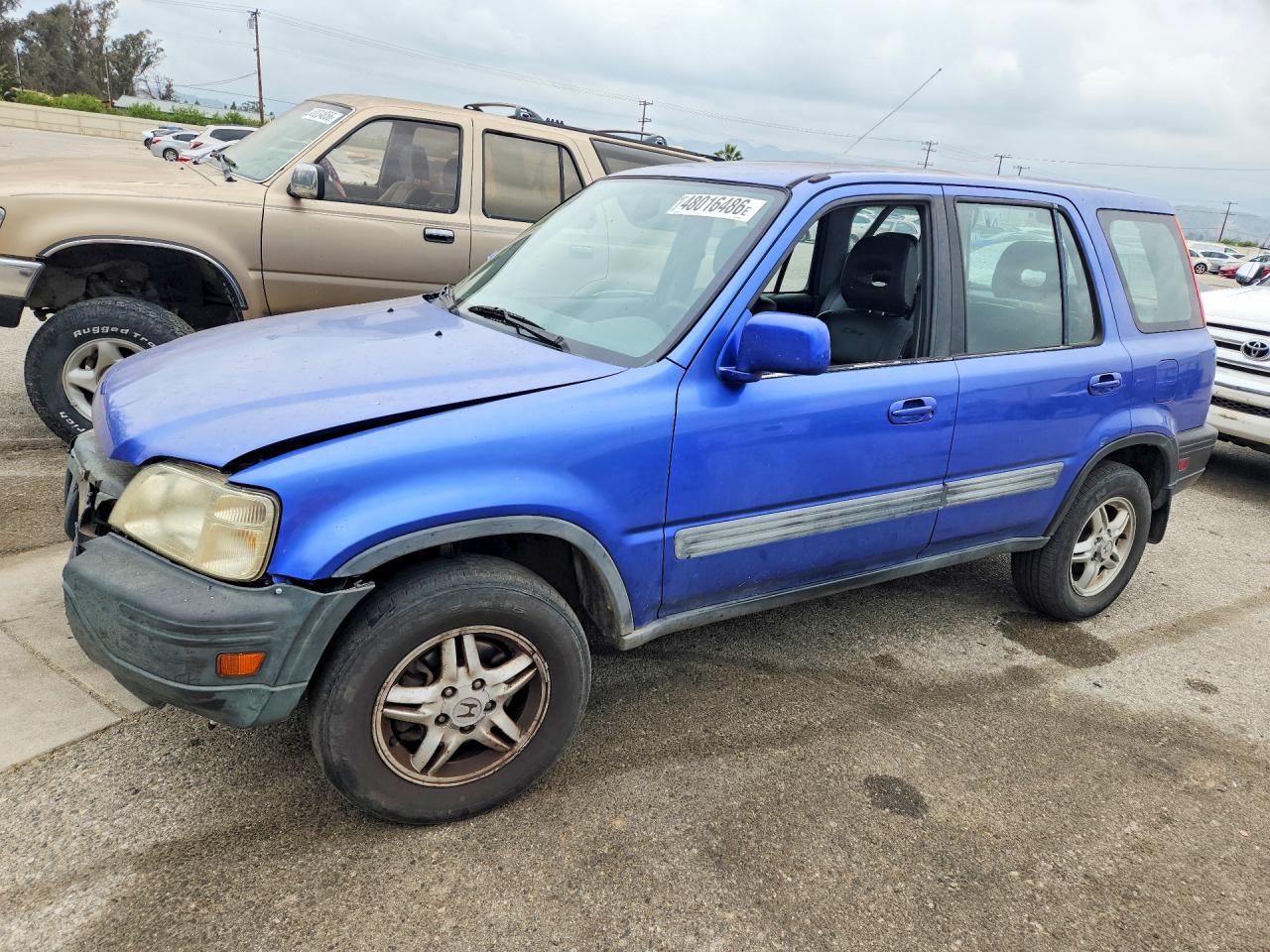 Salvage Honda Crv Image