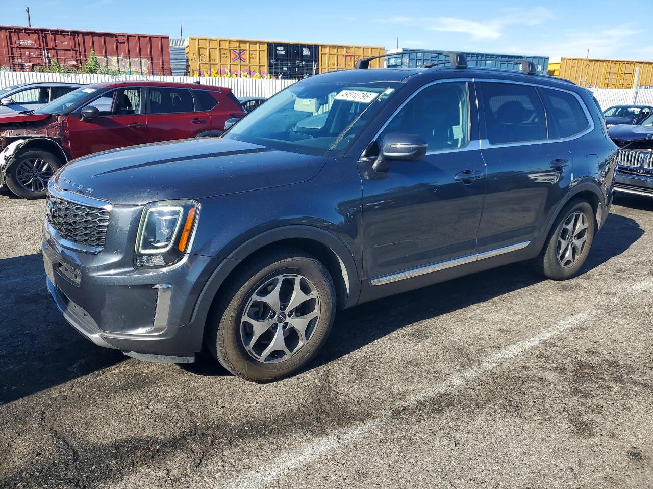 Salvage Kia Telluride Image
