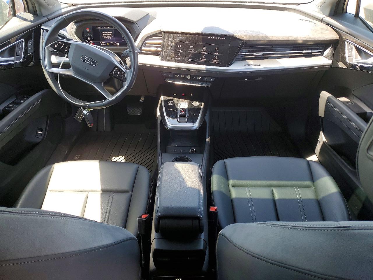 Audi Q4 Premium Plus