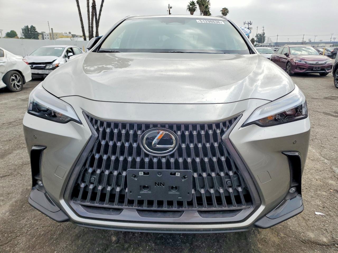 Lexus NX Premium