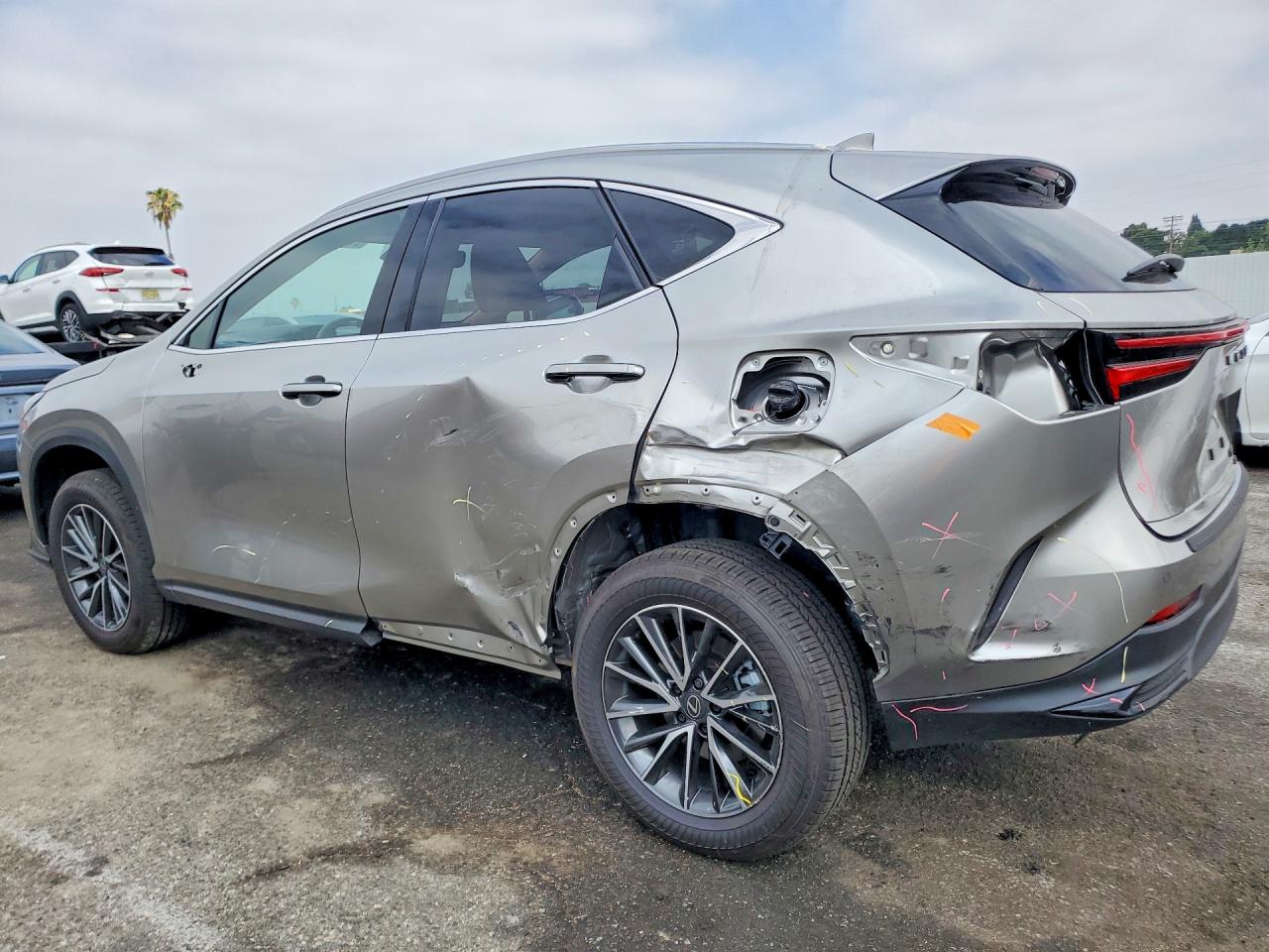 Lexus NX Premium