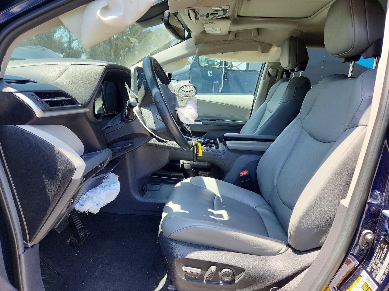 Toyota Sienna Xle