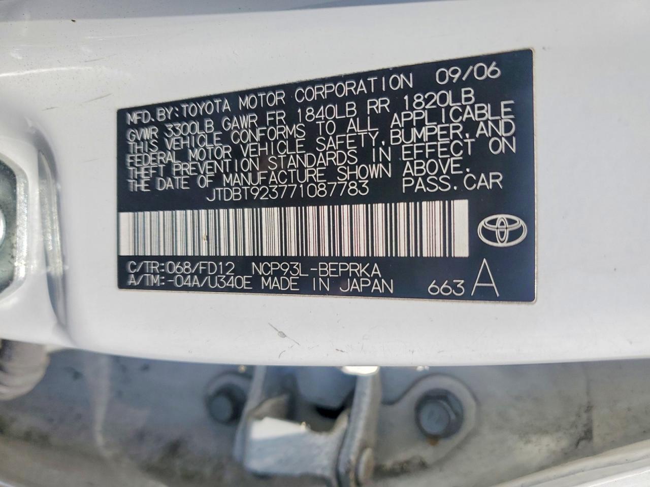 Toyota Yaris Base