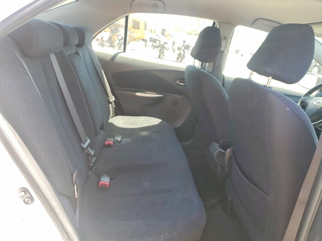 Toyota Yaris Base