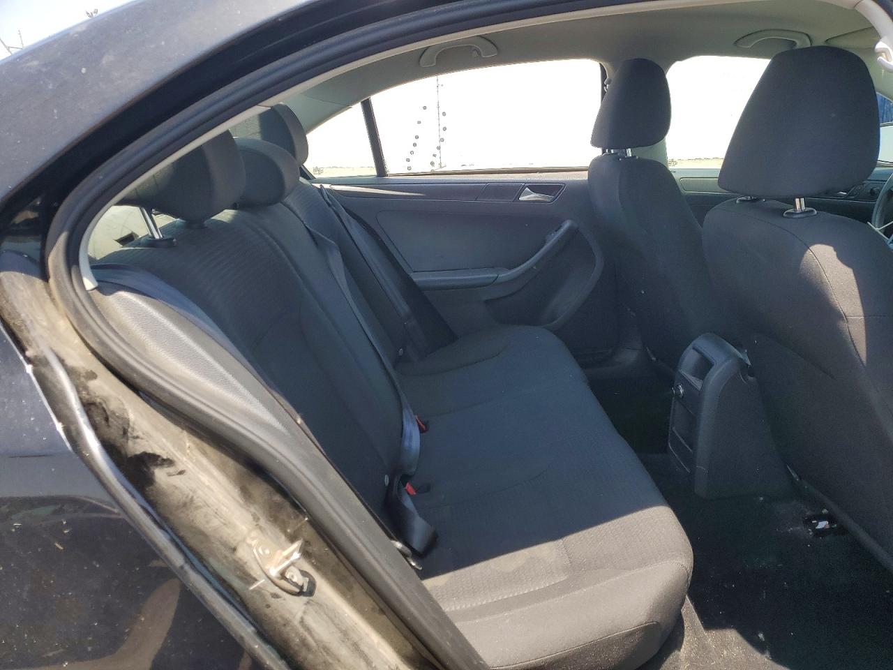 Volkswagen Jetta S