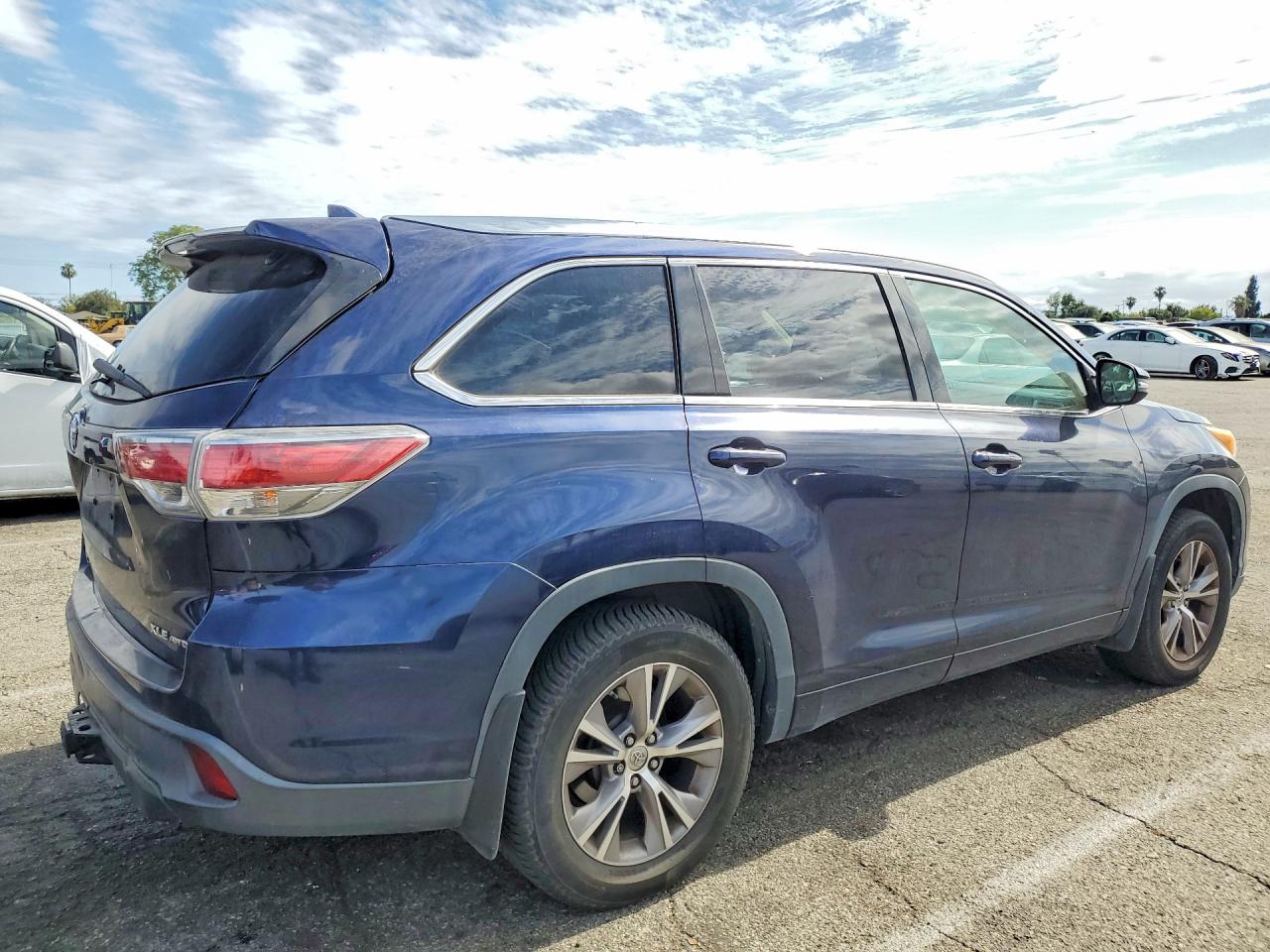 Toyota Highlander Xle
