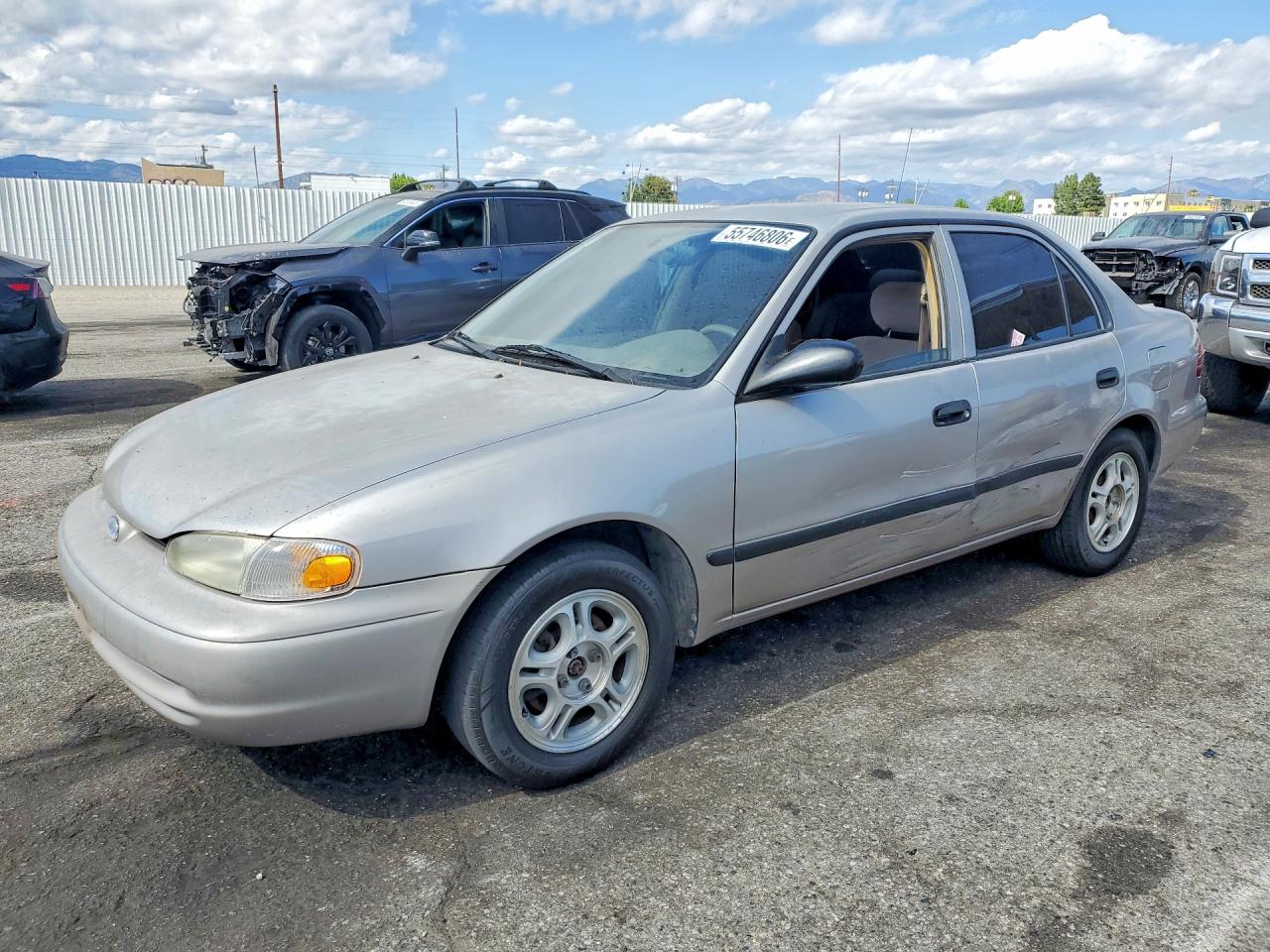 Salvage Chevrolet Prizm Image
