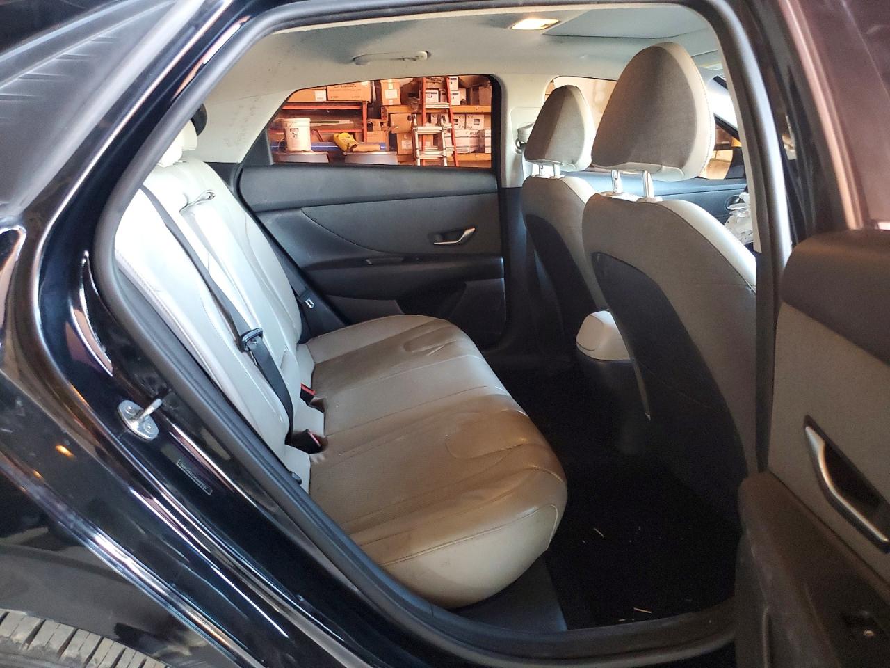Hyundai ELANTRA Limited