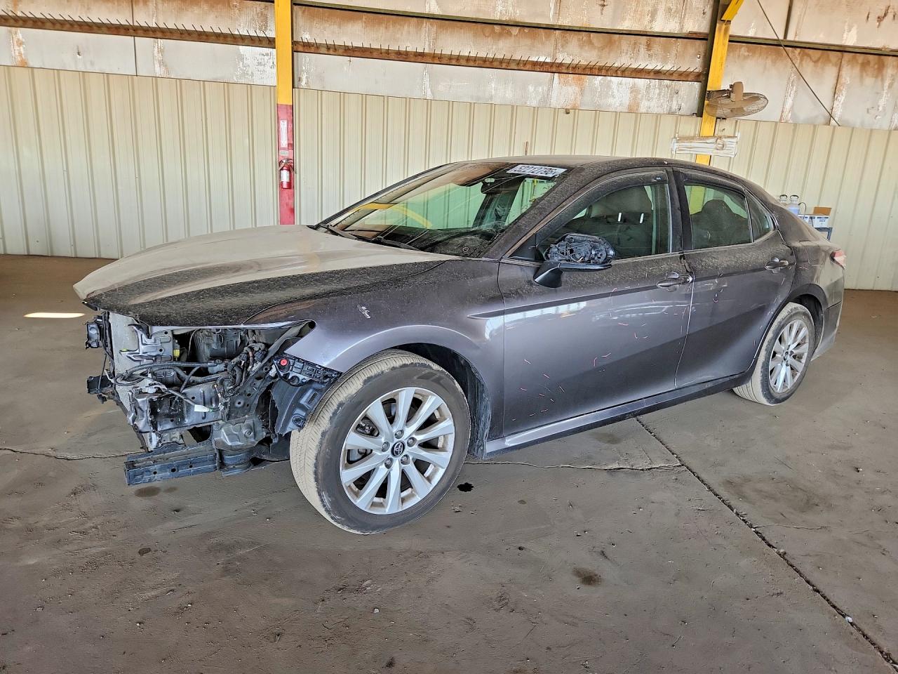 Salvage Toyota Camry Image
