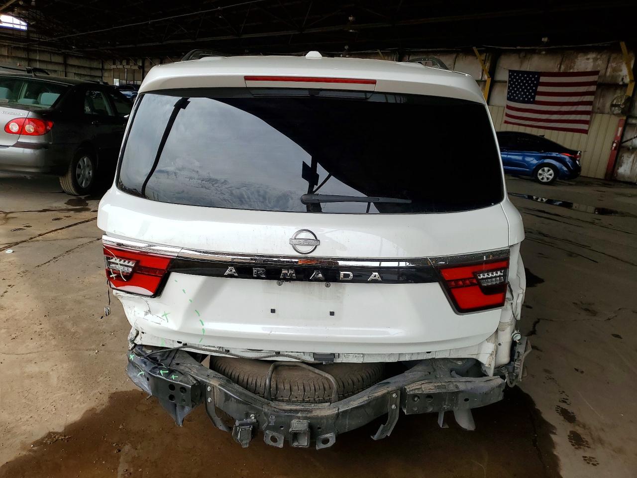 Nissan Armada Sv