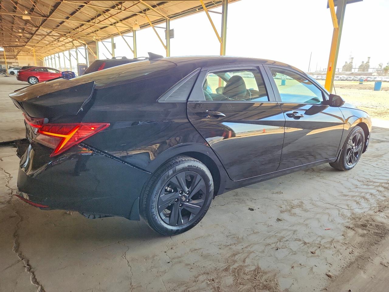 Hyundai ELANTRA Blue