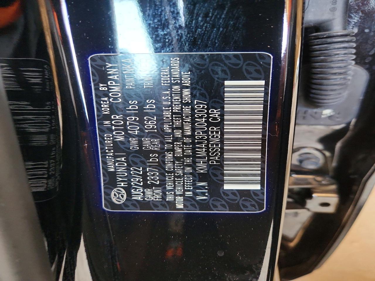 Hyundai ELANTRA Blue