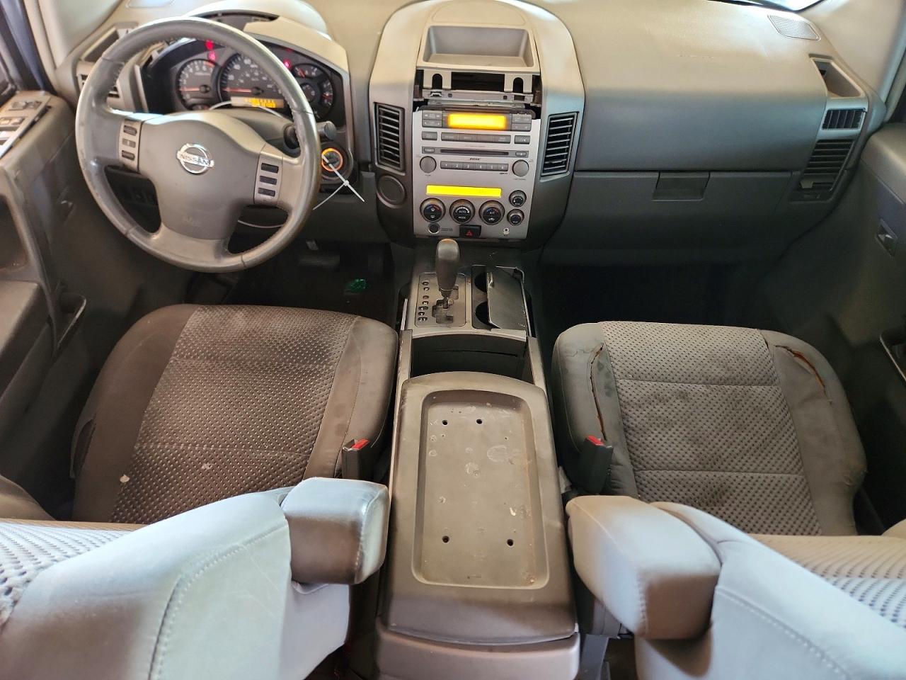 Nissan Armada Se
